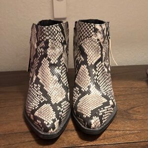 Circus by Sam Edelman Black and White Snakeskin Ankle Boots
